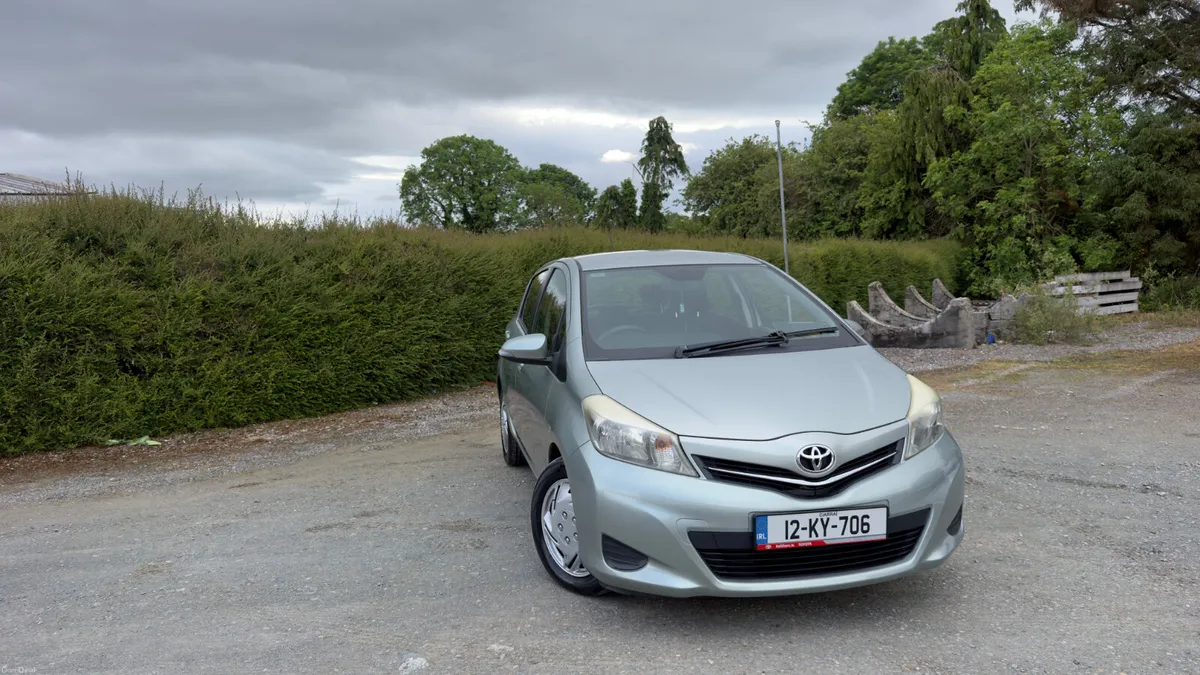 Toyota Yaris 2012 1.0 VVTI - Image 1