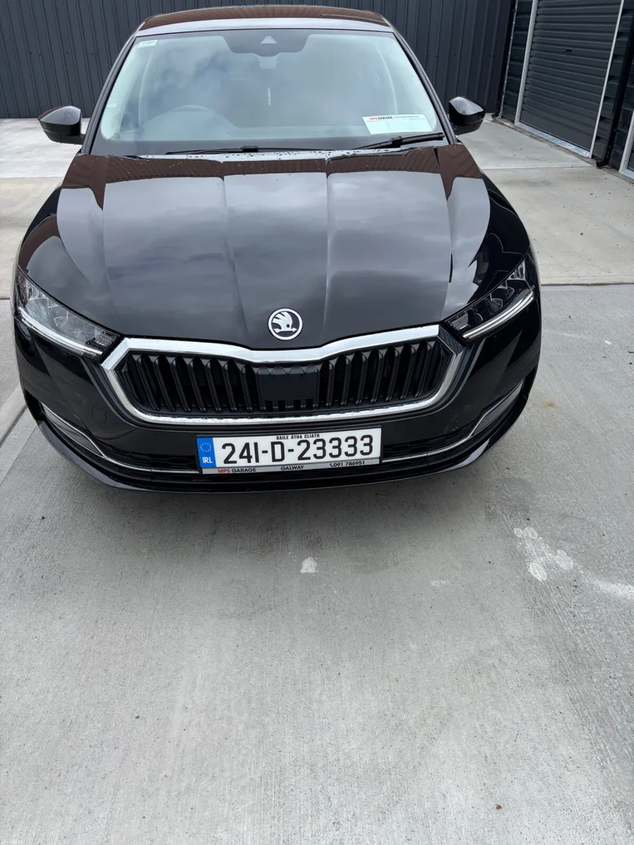 2024 Skoda Octavia Style 1.0 TSI MHEV 110 HP DSG - Image 3