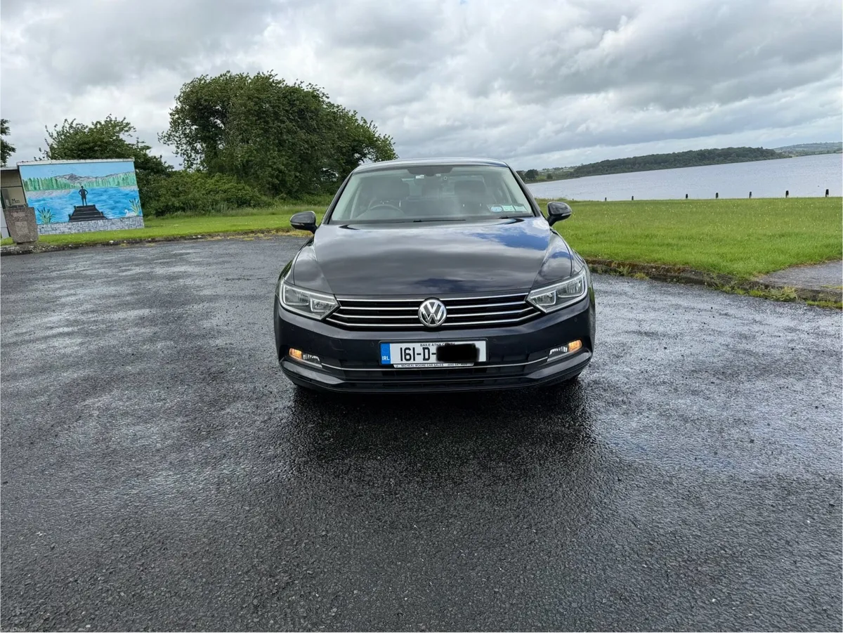 Volkswagen Passat Comfortline 1.6L TDI Bluemotion - Image 2