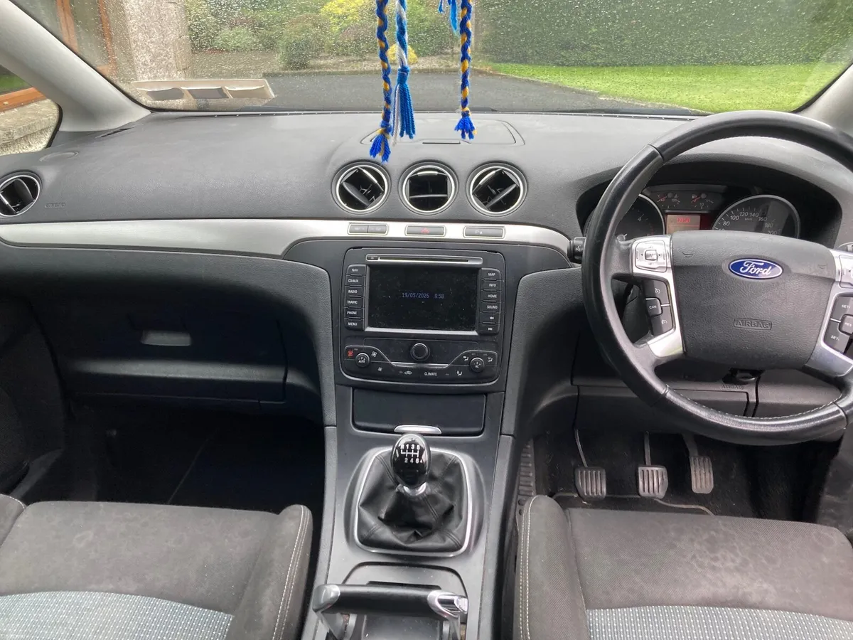 Ford S-Max 2014 - Image 2