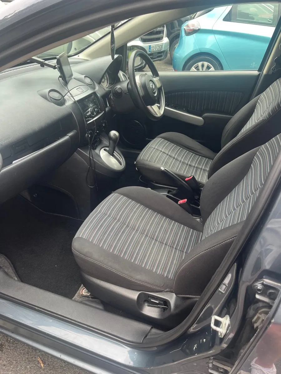 Mazda Demio 2010 - Image 4