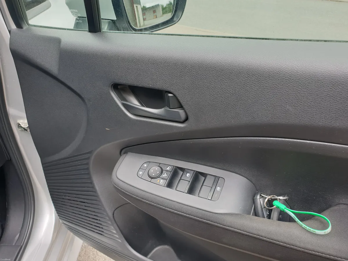 NISSAN NOTE 221/AUTO/E-POWER/1.2 PETROL HYBRID - Image 4