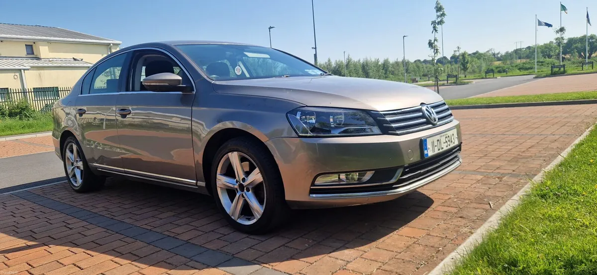 Passat 2011 1.6 - Image 1