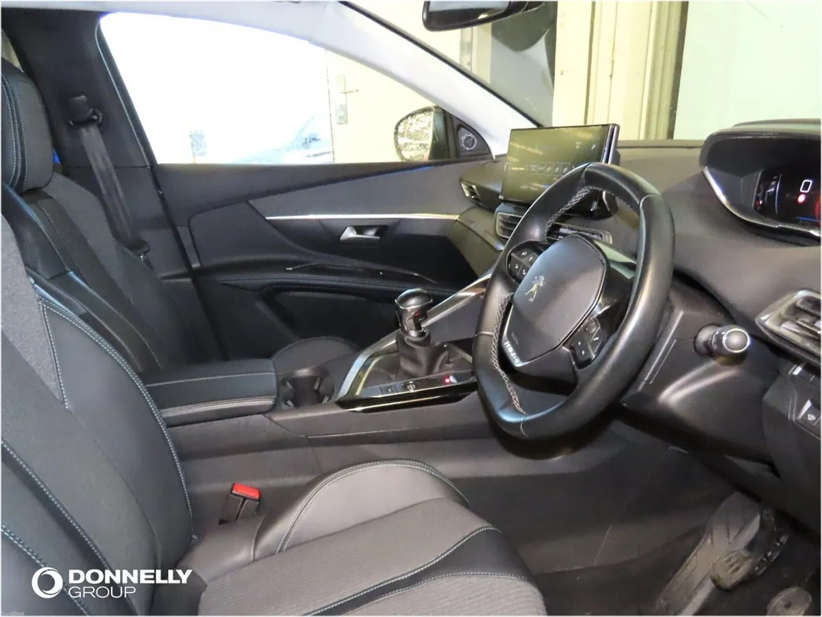 Peugeot 3008 Diesel Estate Allure Premium - Image 3