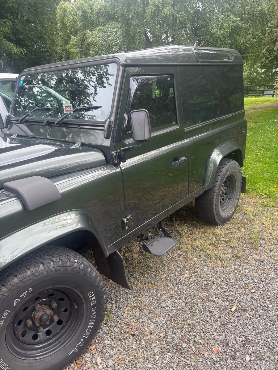 land rover defender 90 - Image 2