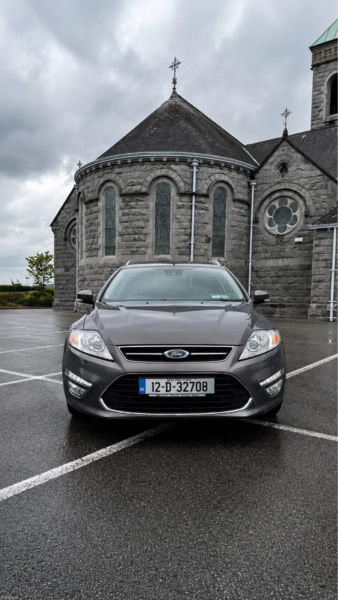 Ford Mondeo Titanium Estate  High Spec - Image 2