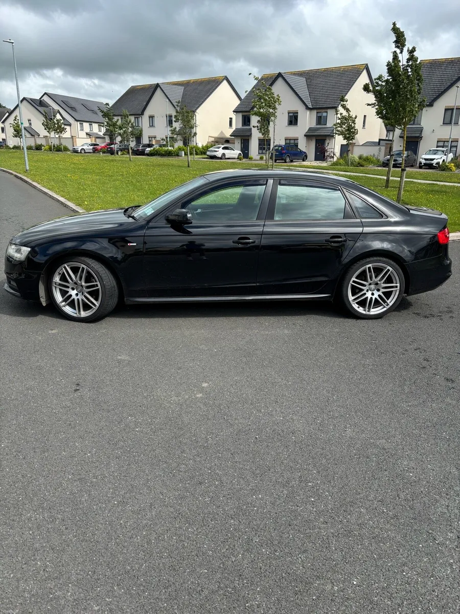 Audi A4 S-line Black Edition 2013 - Image 3