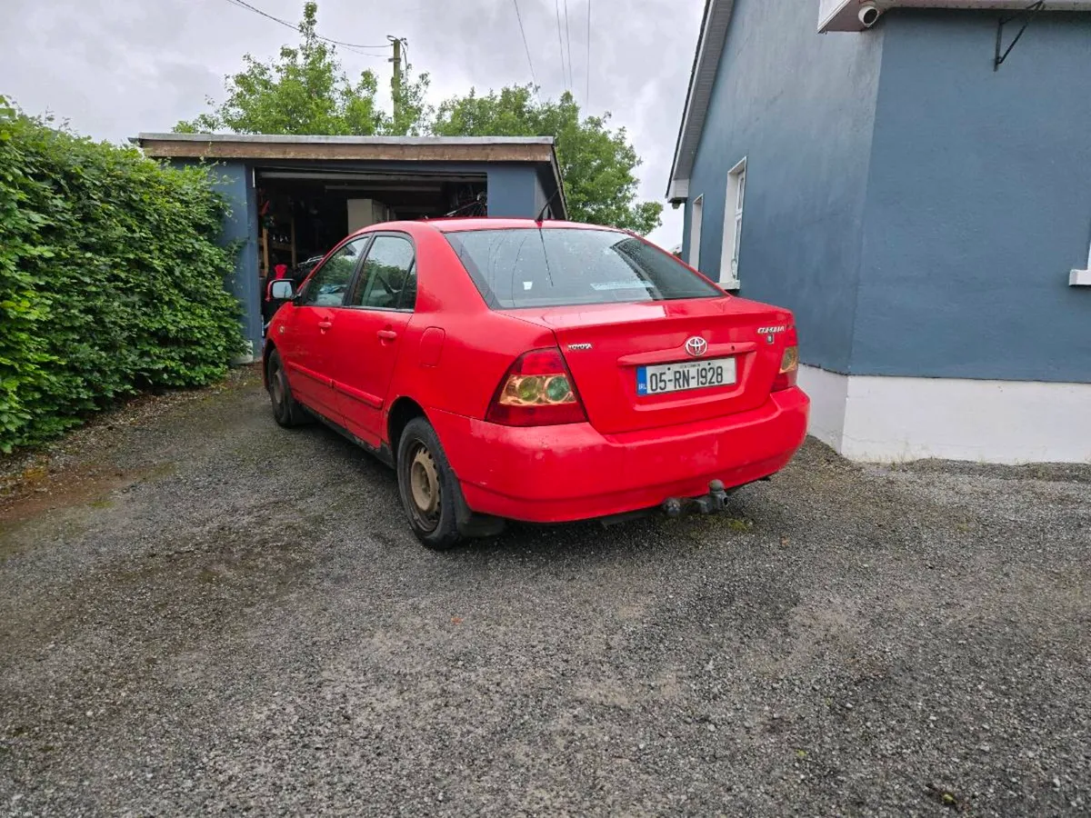 Toyota Corolla 2005 - Image 2