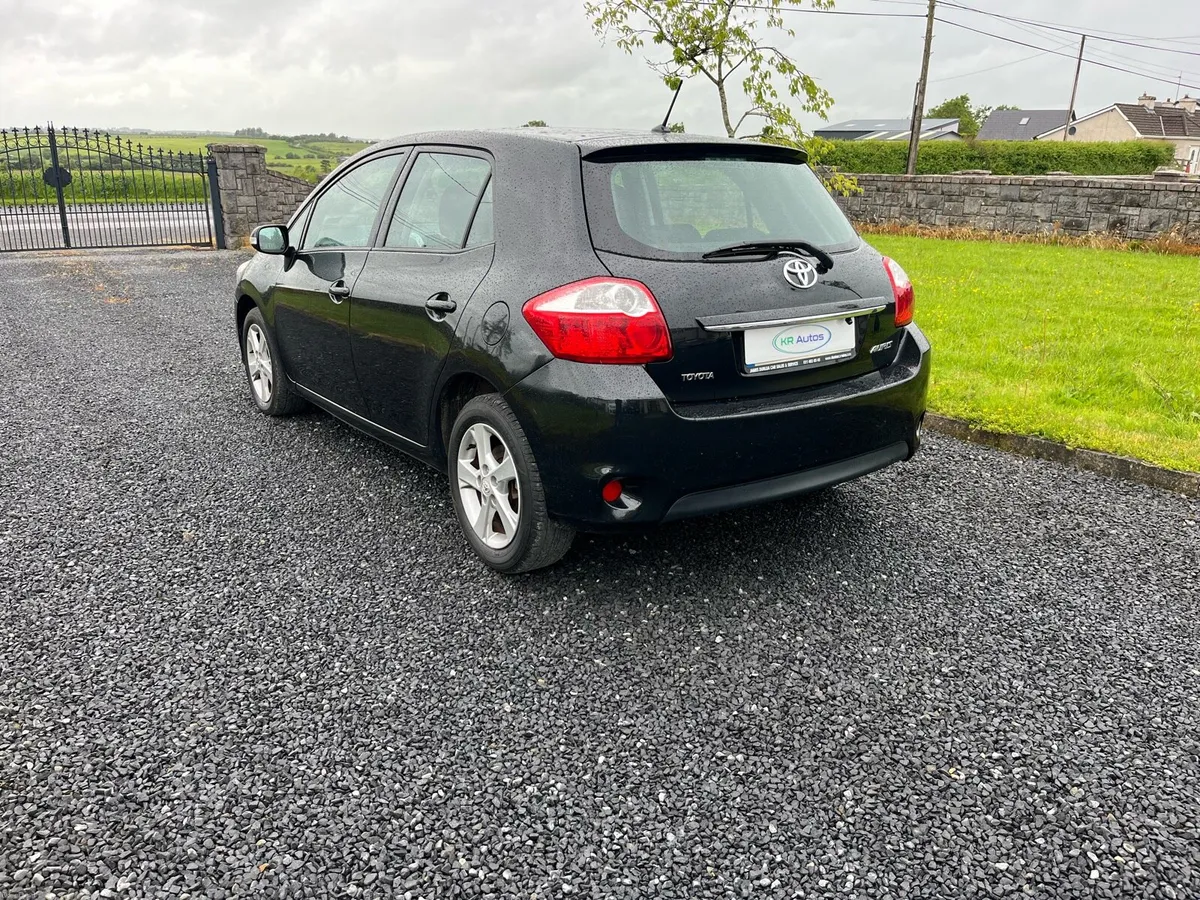 2010 Toyota Auris 1.3 petrol - Image 3