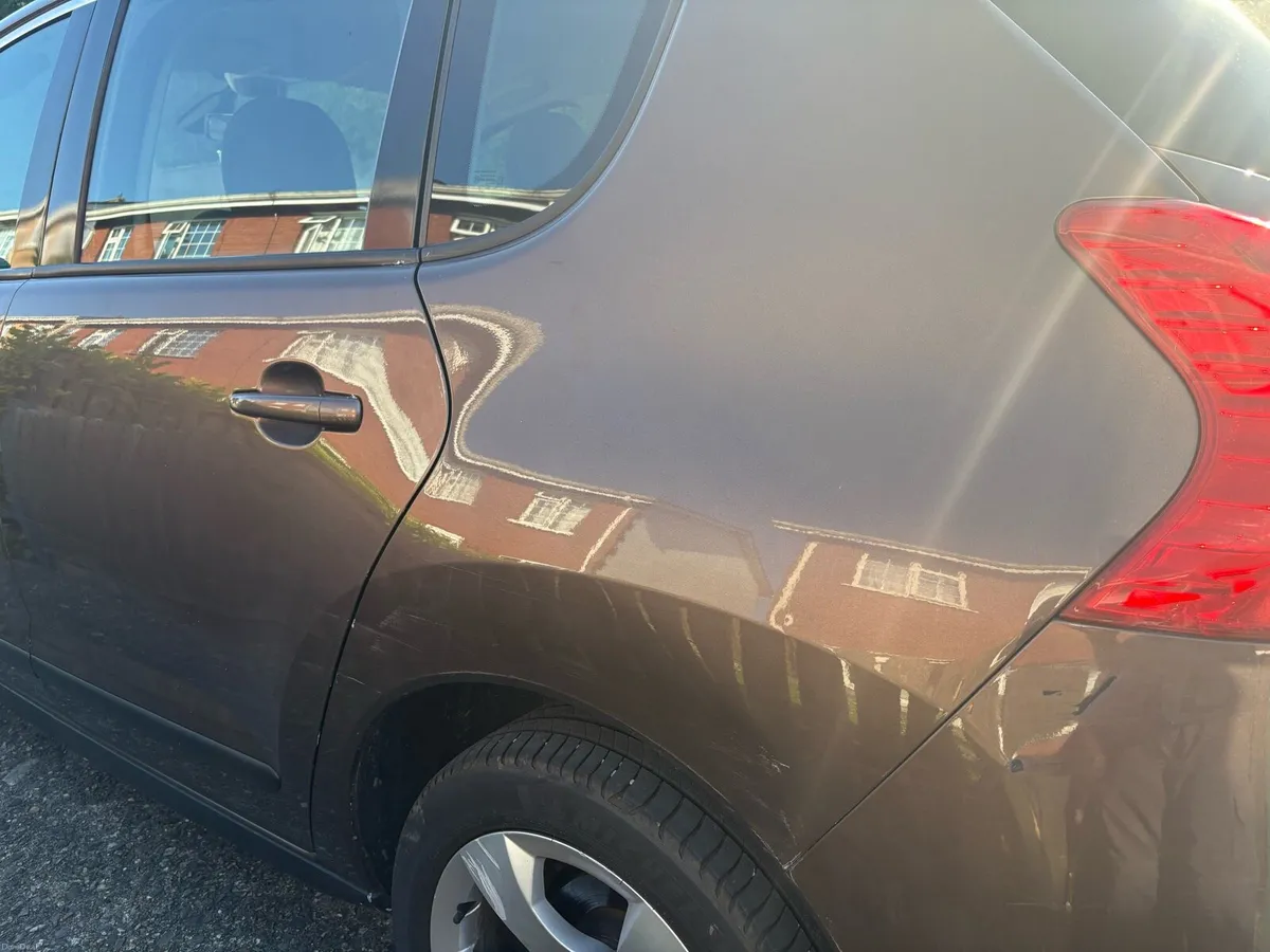 Selling Peugeot 3008 - Image 2