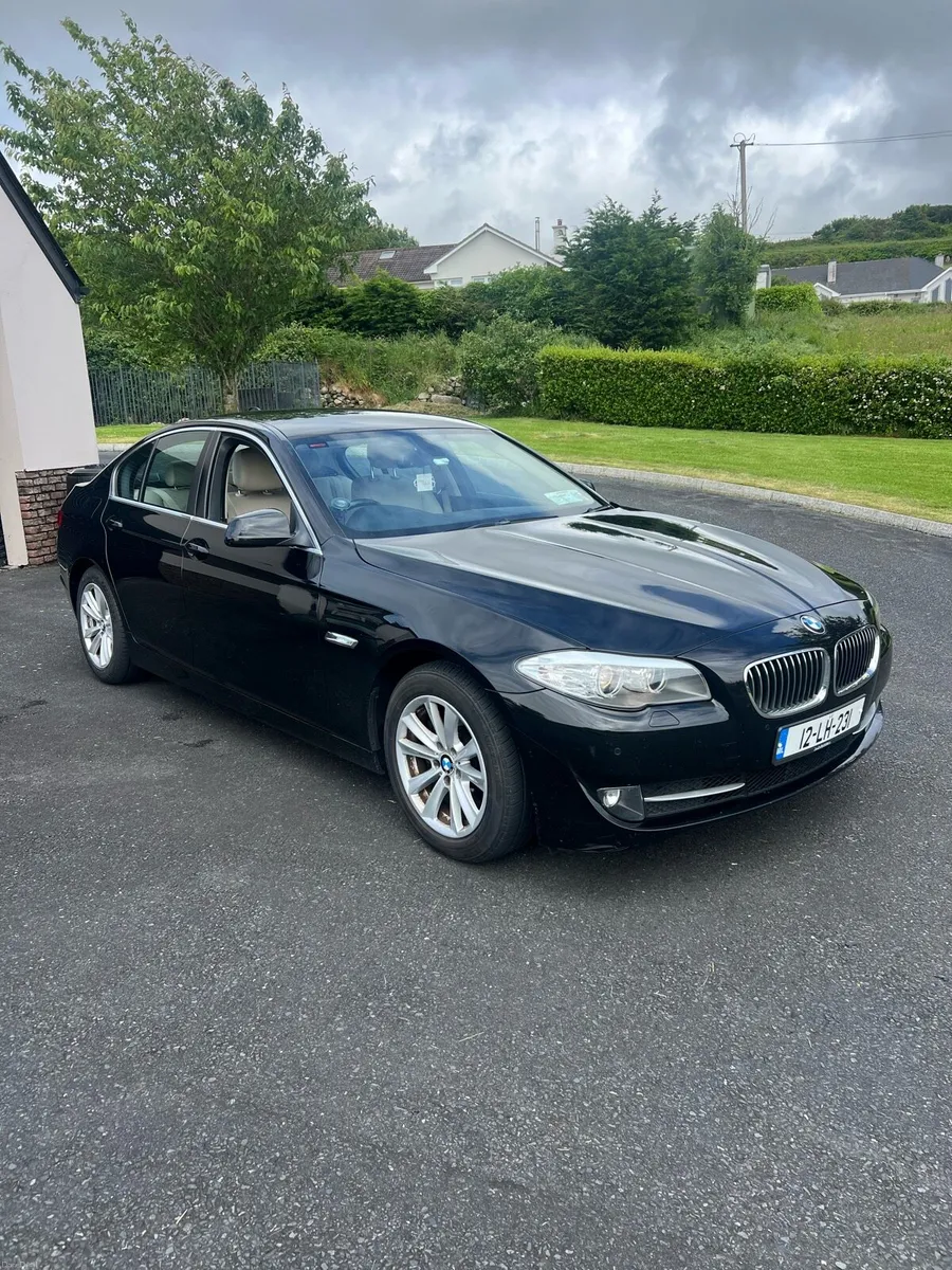 BMW 520D - Image 1