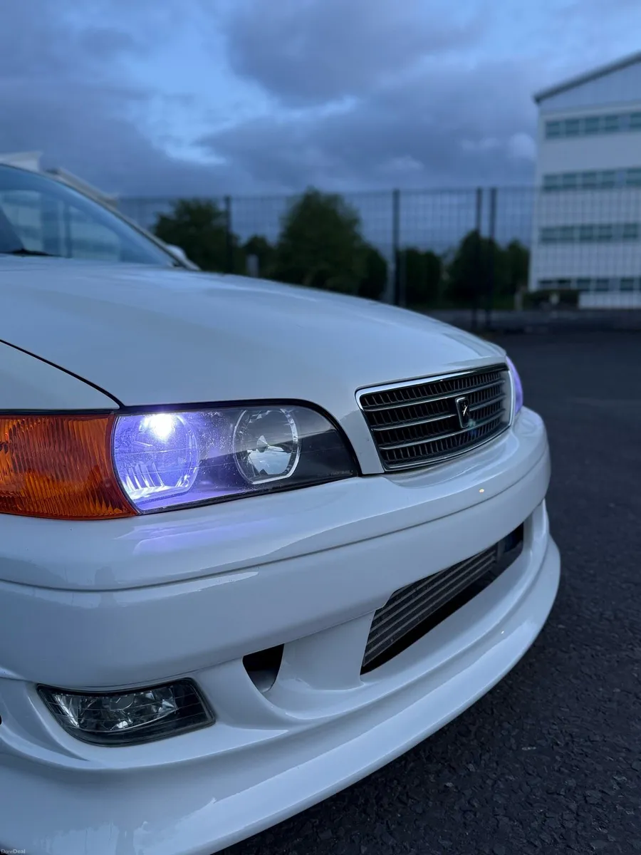1998 Toyota Chaser tourer V - Image 3