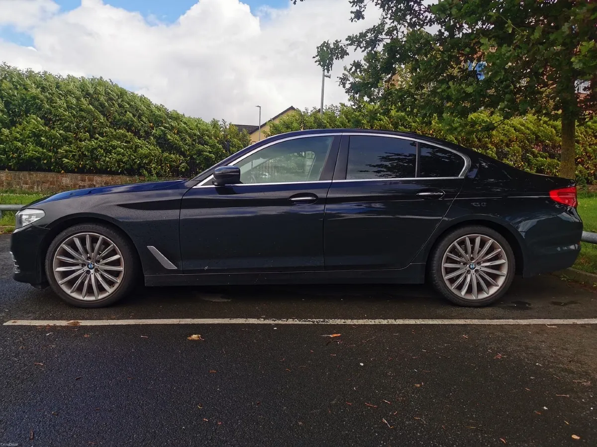 BMW 5-Series 2018 - Image 1