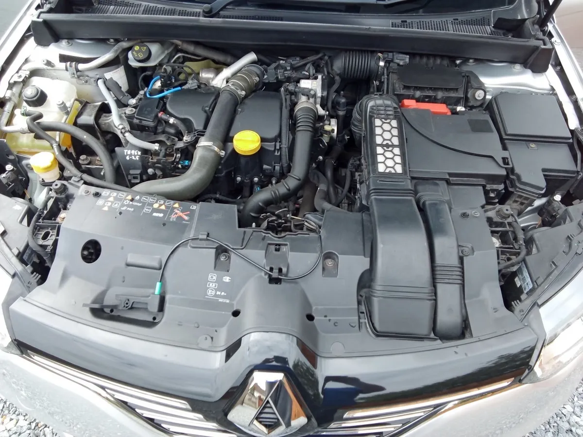 2017 Renault Megane GC Dynamique S Nav. - Image 2