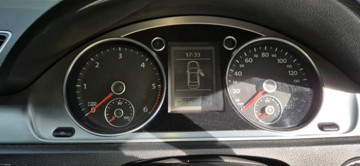 Volkswagen Passat CC - Image 6
