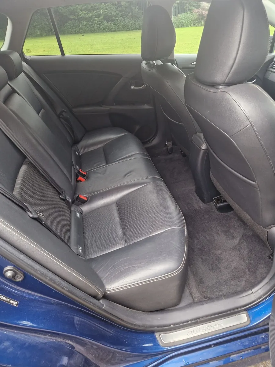 Toyota Avensis 2016 - Image 2