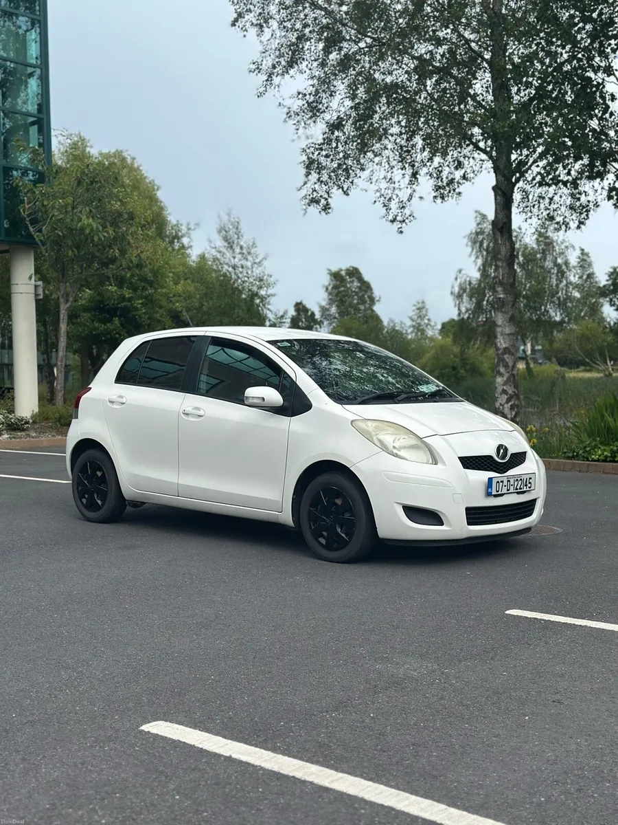 Toyota Vitz 1.0 Automatic | NCT 01/27 | 2 Owners - Image 1