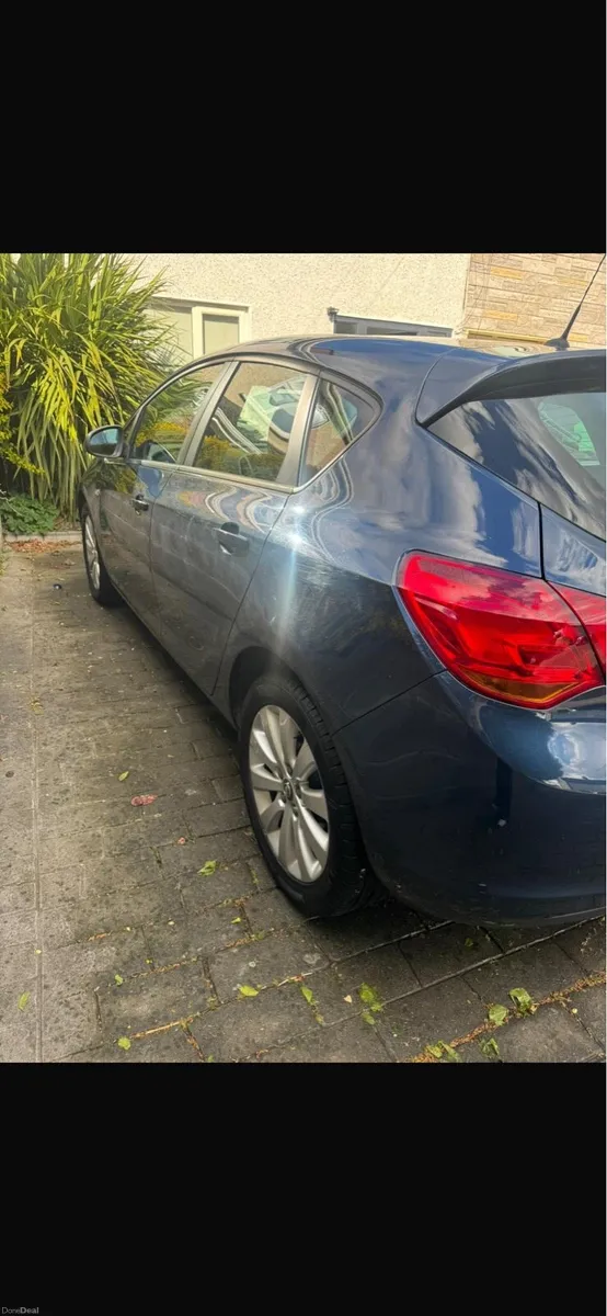 2011 Opel Astra - Image 3