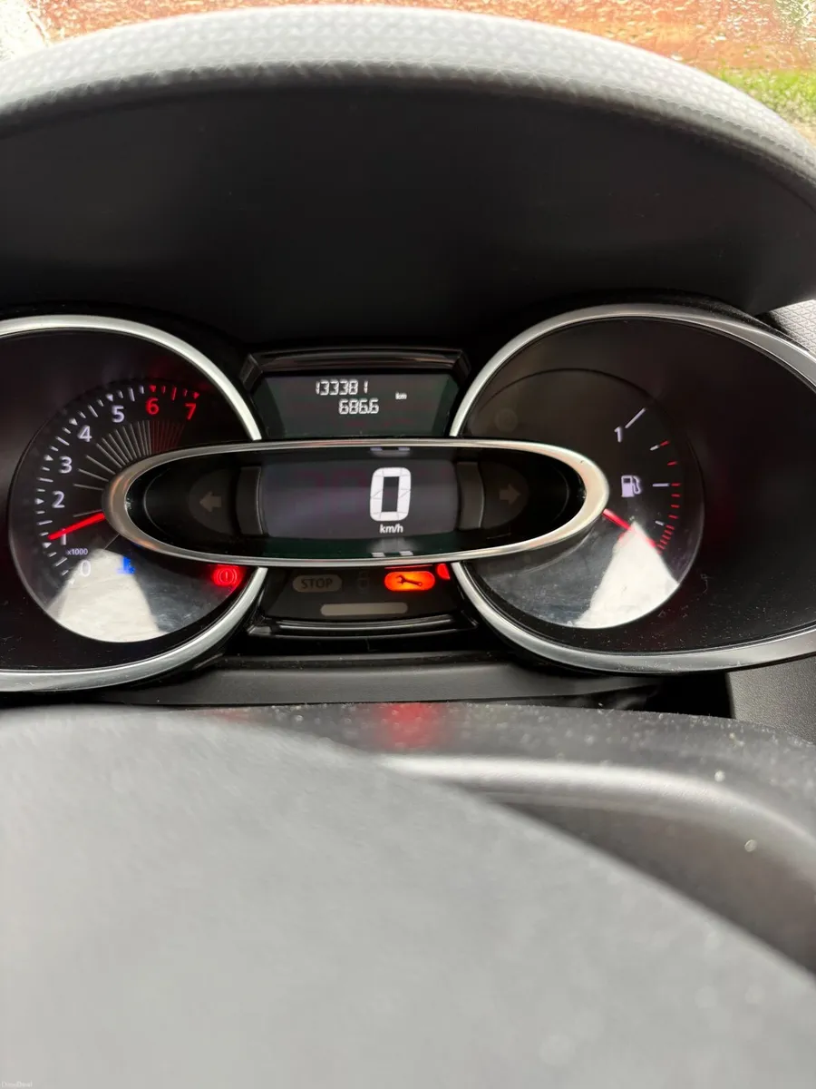Renault Clio 2017 - Image 4