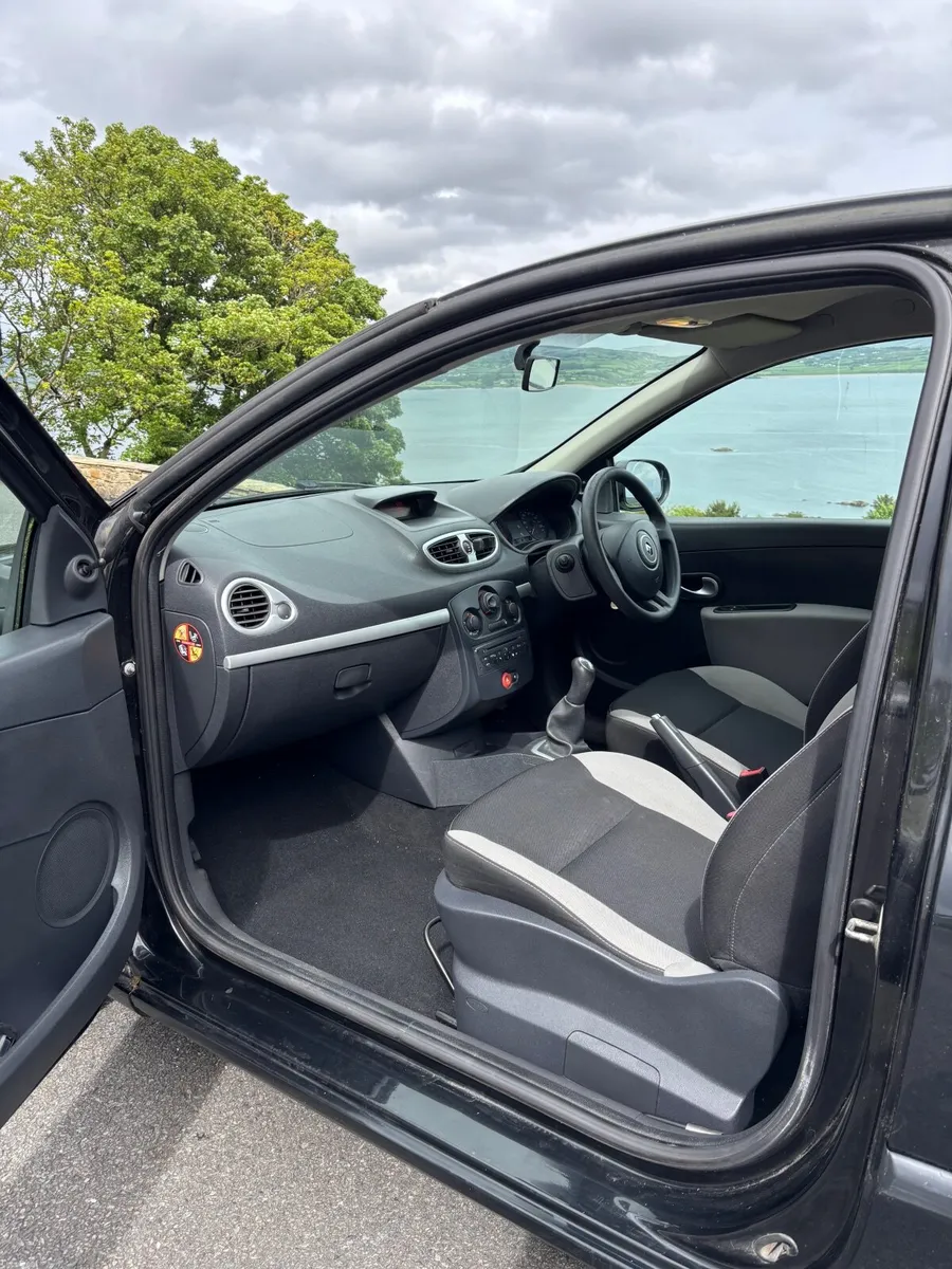 Renault Clio 2012 - Image 3