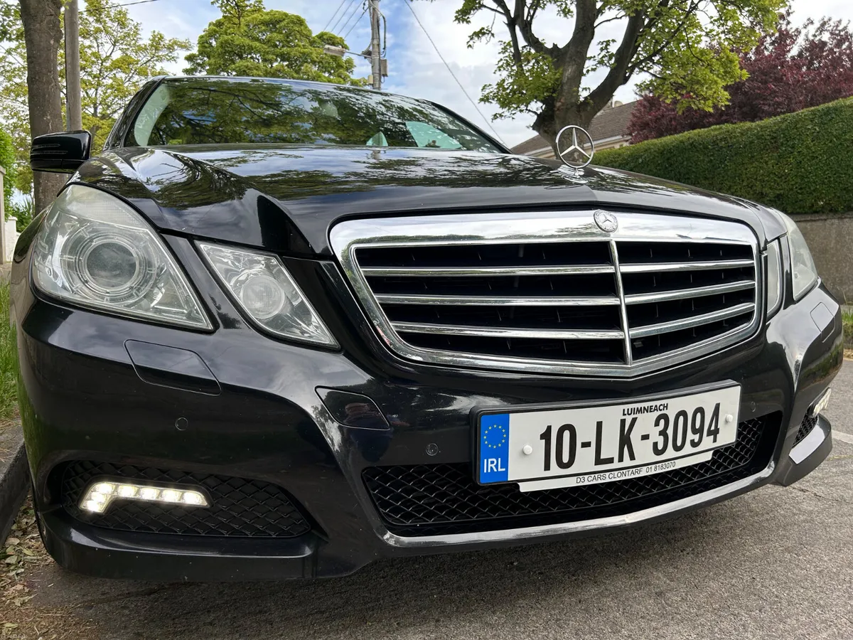 2010 MERCEDES E CLASS 220 CDI LEATHER INTERIOR - Image 3