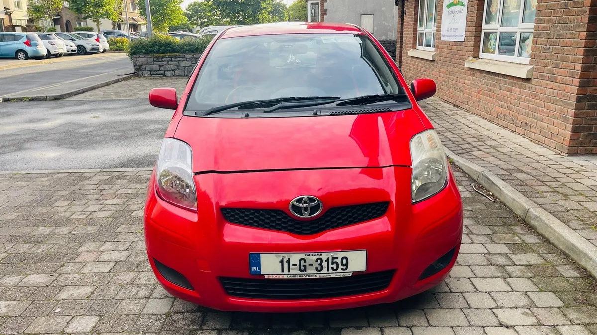 Toyota Yaris 1.3L Automatic 2011 - Image 1