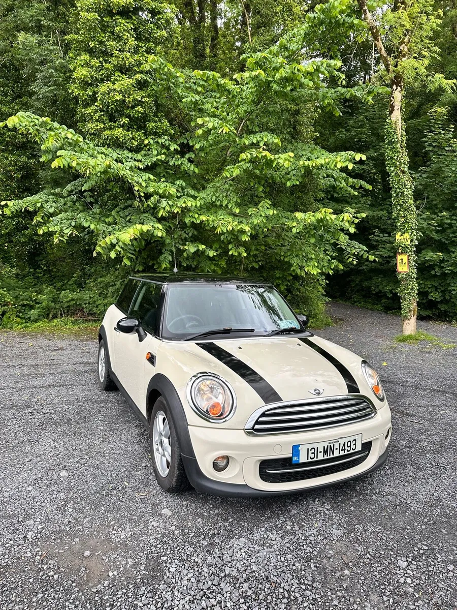 Mini Cooper 2013 - Image 1