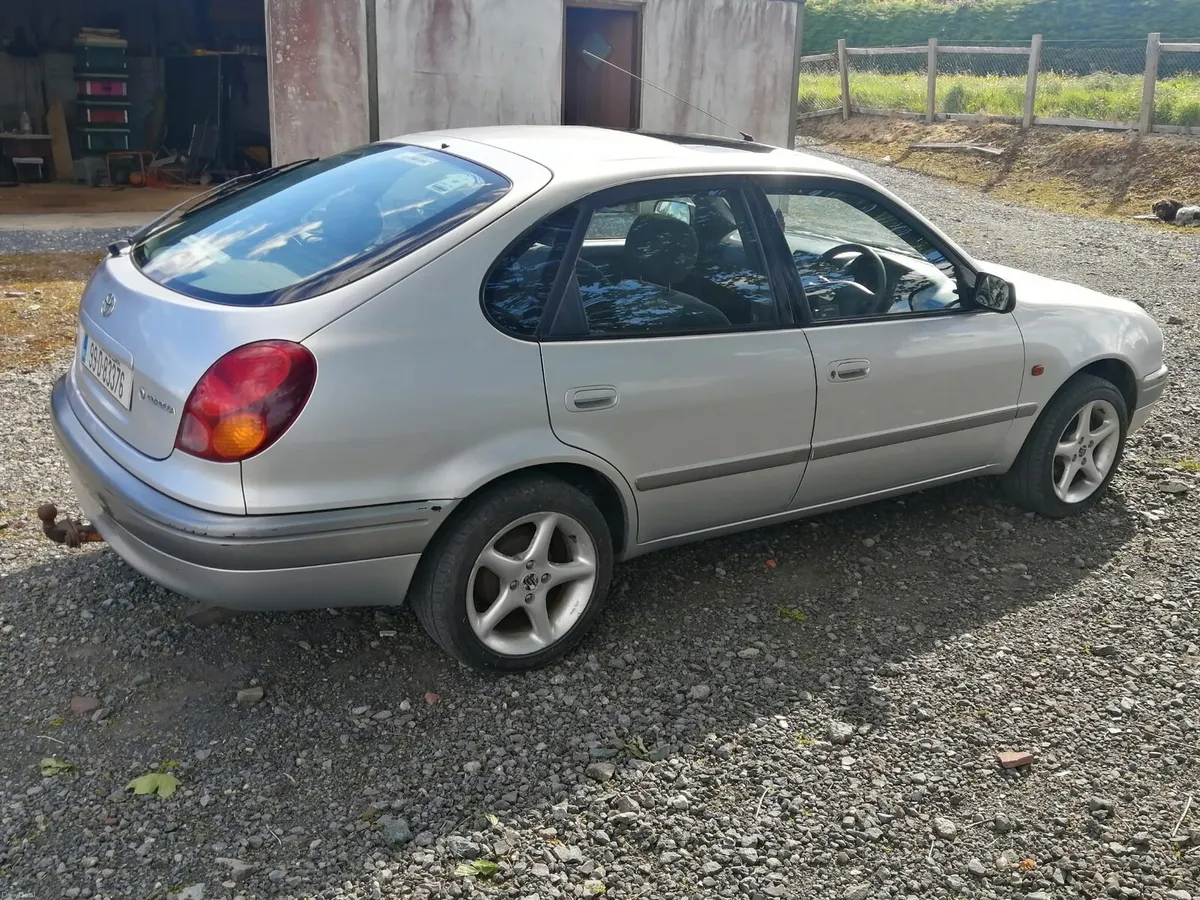Toyota Corolla - Image 3