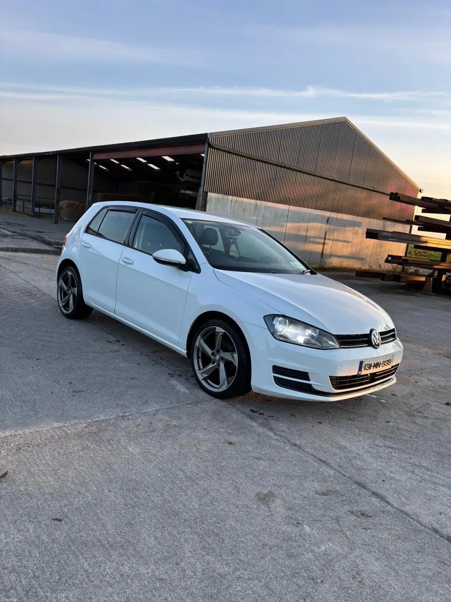 Volkswagen Golf 2013 - Image 1
