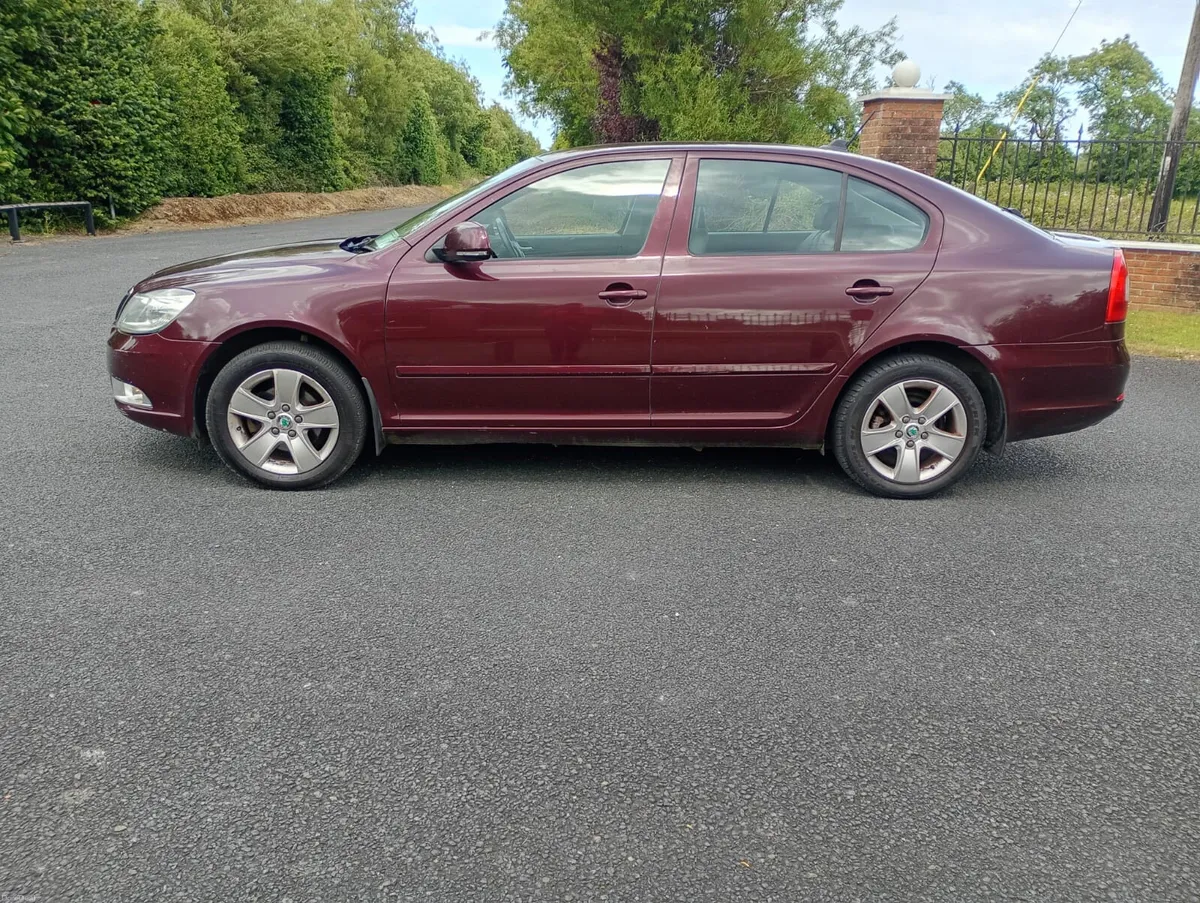 Skoda Octavia 1.6 ( new NCT today ) - Image 4
