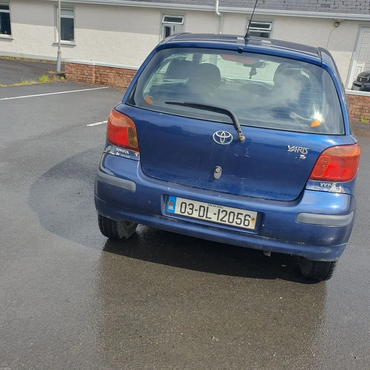 Toyota Yaris 2003 - Image 1
