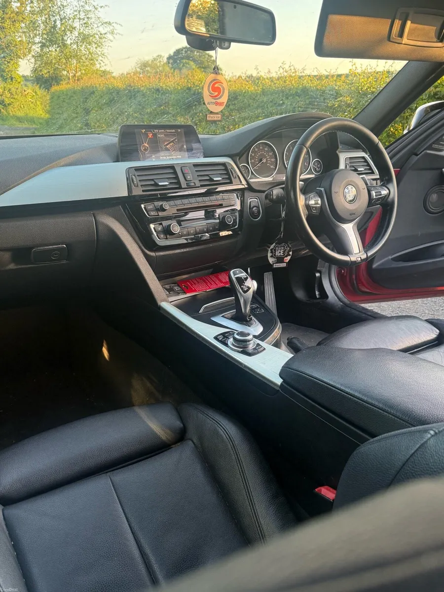 2017 320d BMW - Image 5