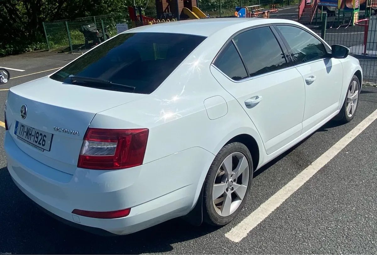 Skoda Octavia 2017 - Image 4