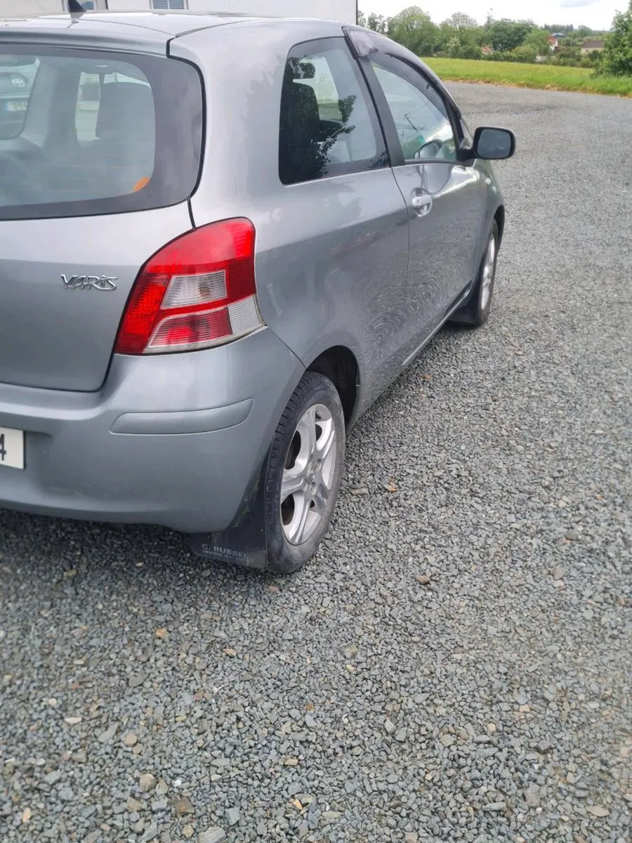 Toyota Yaris Diesel - Image 3