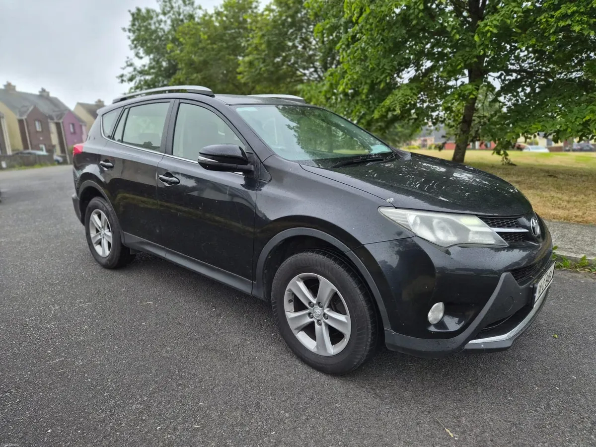 14 TOYOTA RAV4 2.0 D4D LUNA - Image 2