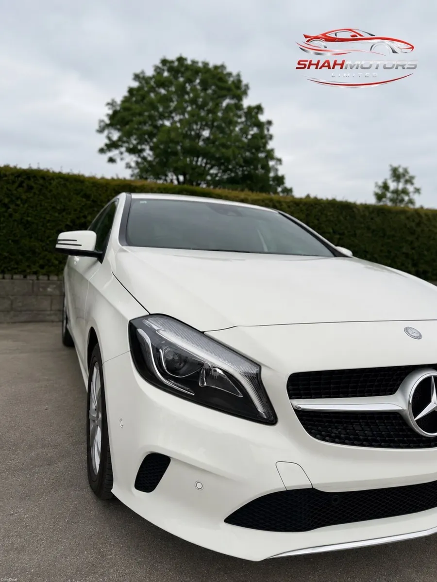 2016/2 Mercedes Benz A180 Petrol |URBAN - Image 3