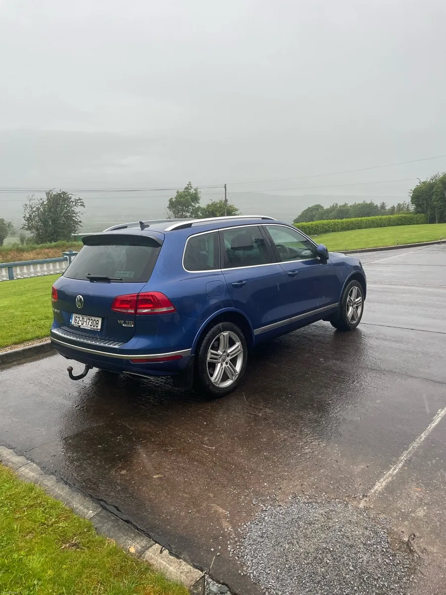 VW Touareg 2016 - Image 2