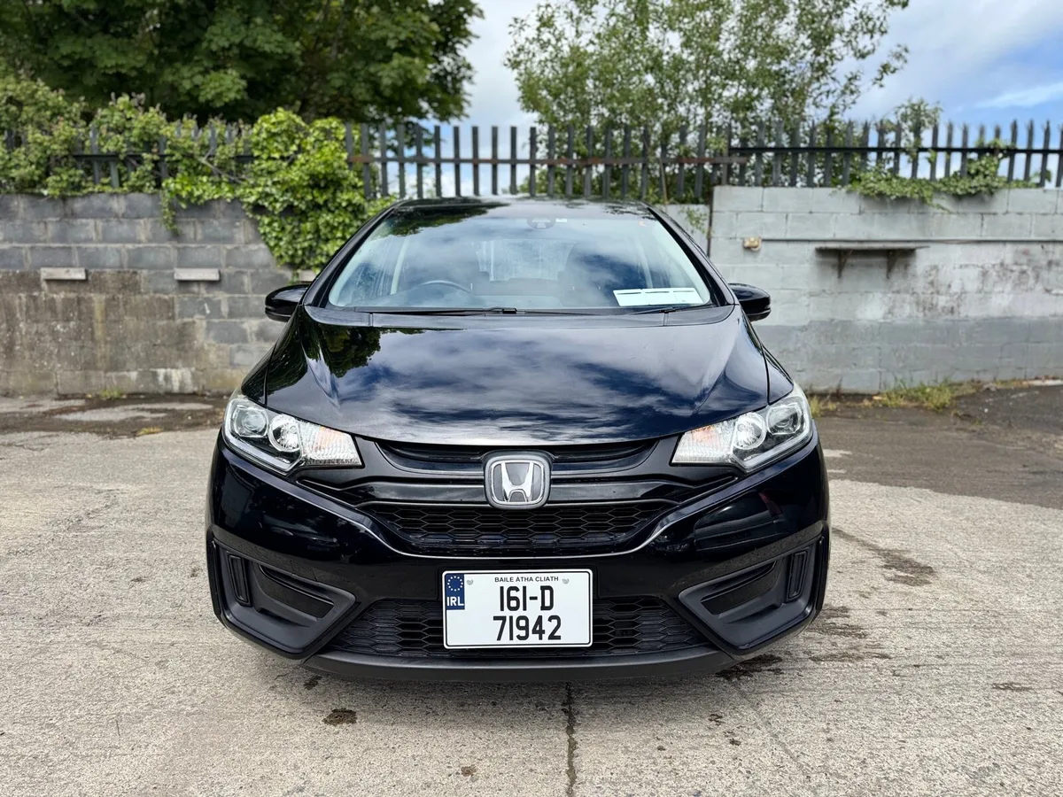 2016 HONDA FIT. LOW MILEAGE. NEW NCT. AUTO 1.5L - Image 2