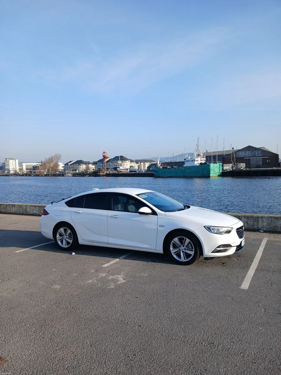 Vauxhall Insignia 2017 - Image 6