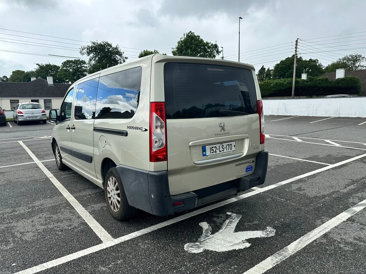 2015 Peugeot Expert Tepee Independence (WAV) - Image 4
