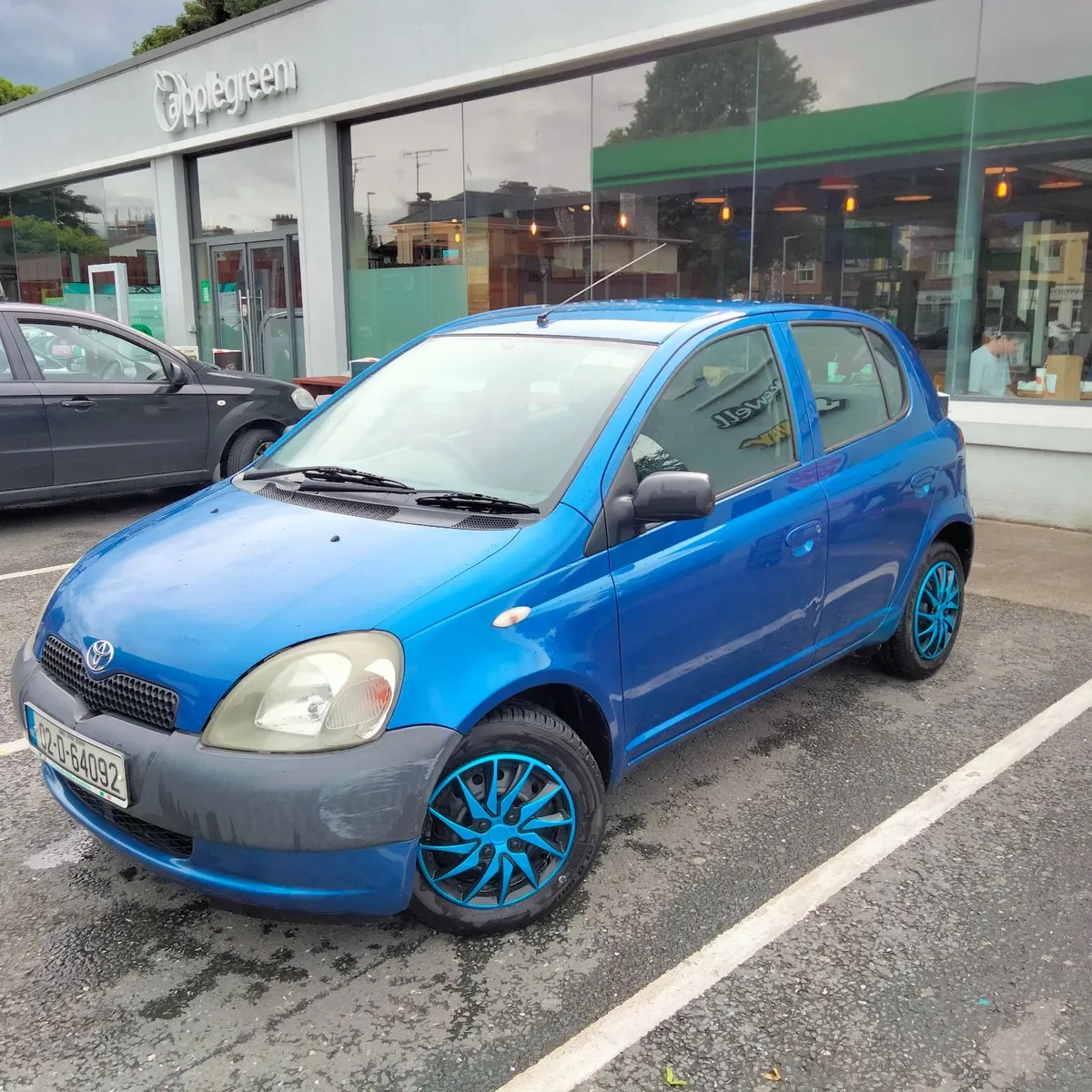 Toyota Yaris 2002 - Image 1