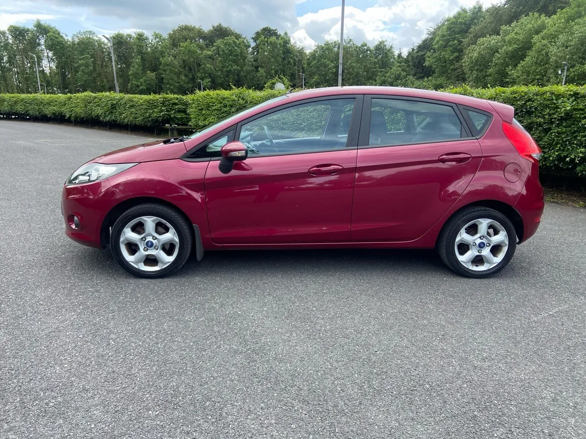 2011 Ford Fiesta Style 1.25 Petrol 5 Door - Image 2