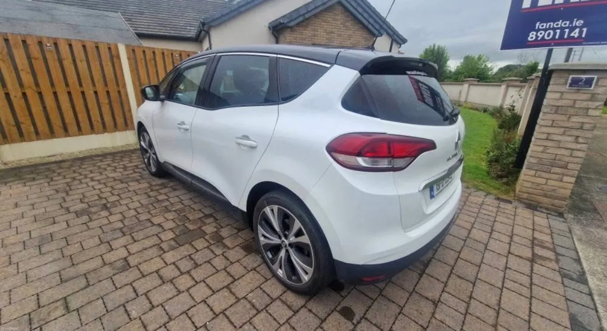 2018 Renault Scenic - Image 3