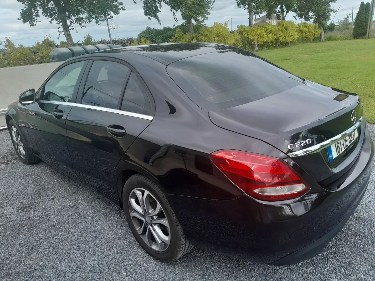 Mercedes-Benz C-Class 2016 - Image 4