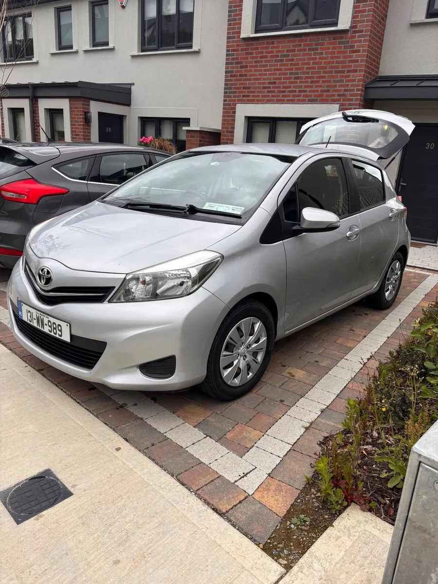 Toyota Yaris 2013 - Image 3
