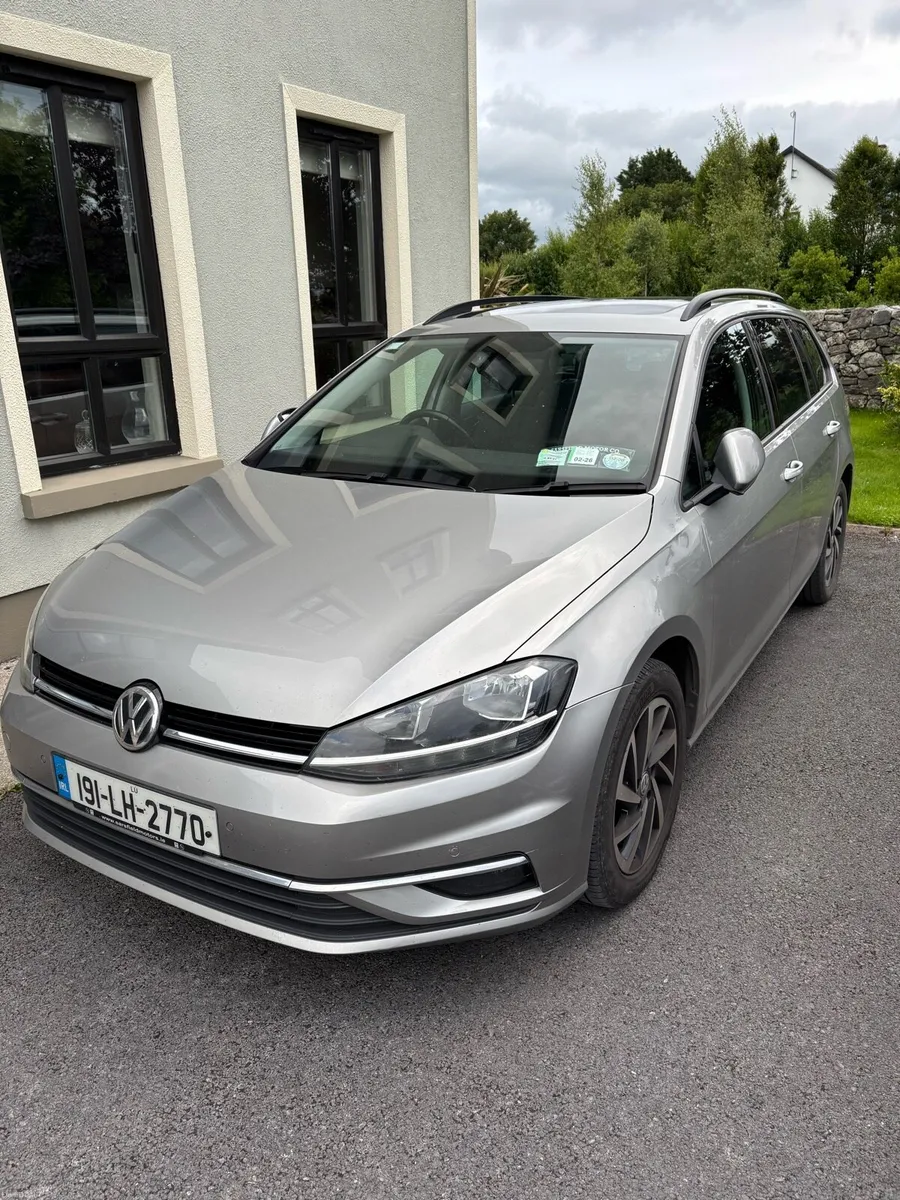 VW Golf Estate - Image 2