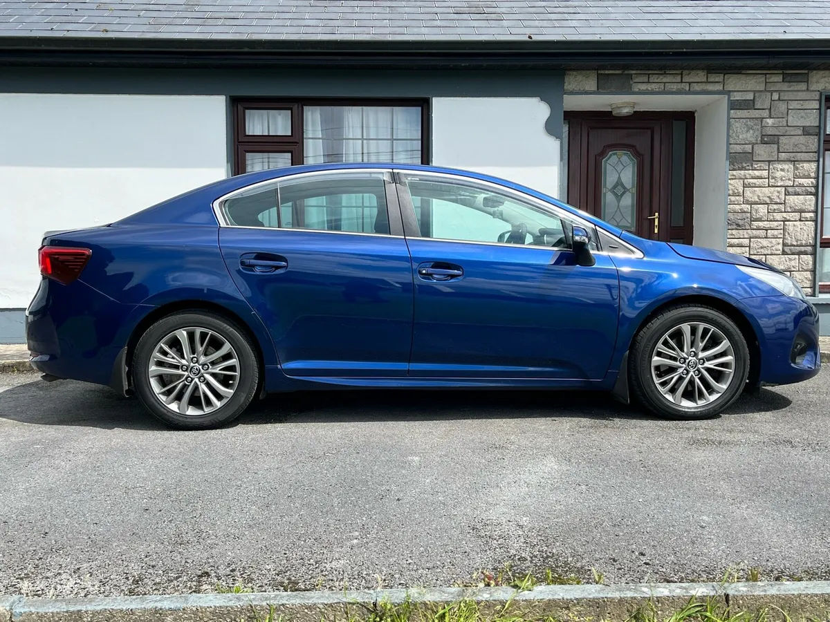 TOYOTA AVENSIS  2016  IMMACULATE - Image 2
