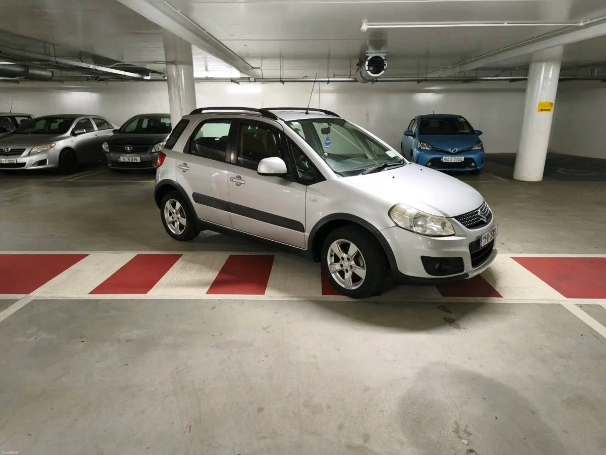 Suzuki SX 4 very low km - Image 1