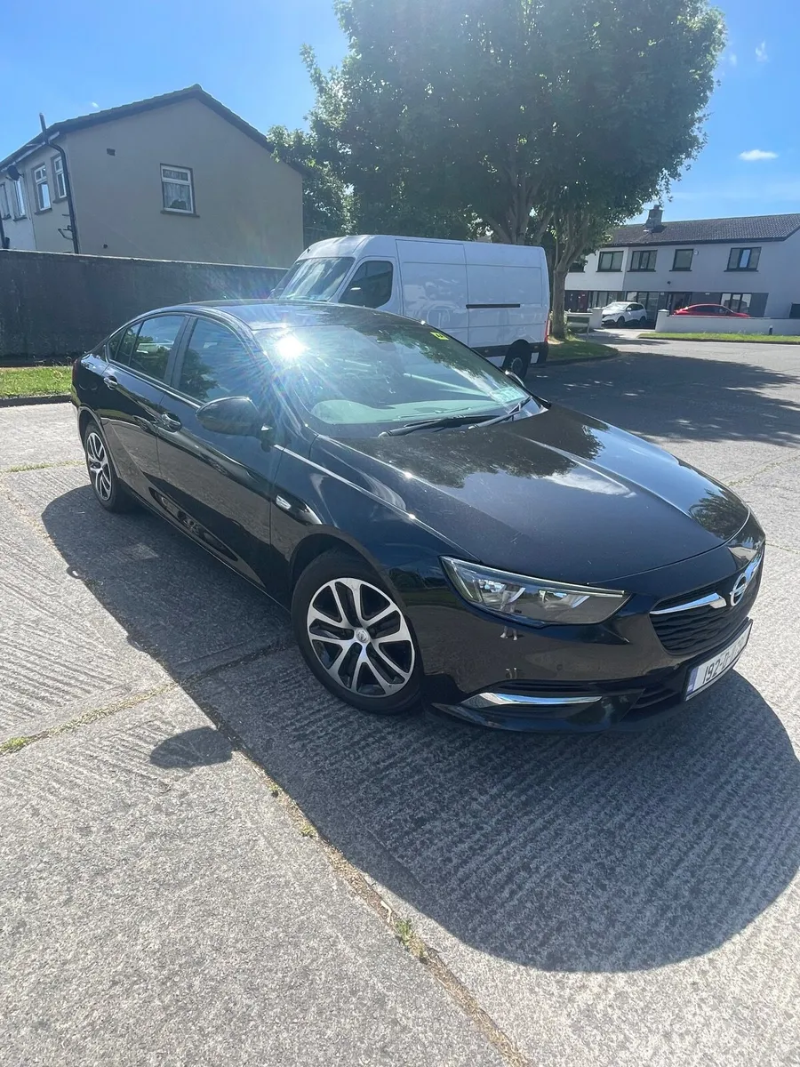 Mint Condition Opel Insignia 2019 NCT July 2027 - Image 1