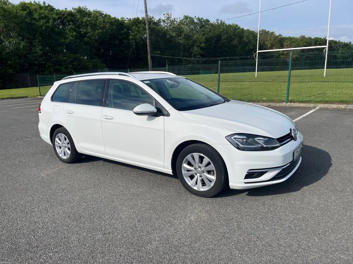 VW Golf VII Facelift DSG – Excellent Condition - Image 1